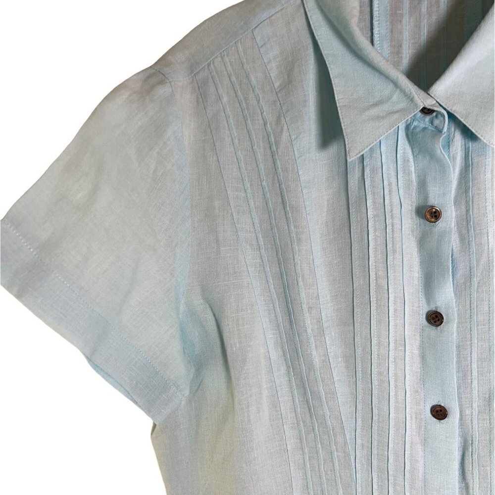 J. Jill Women's 100% Linen Blue Button Down Pintuck Blouse Size Medium - Picture 3 of 12